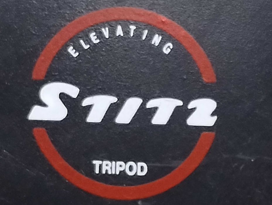 Statyw do lasera budowlanego