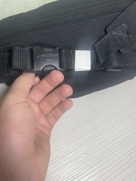 Сумка бананка eastpak
