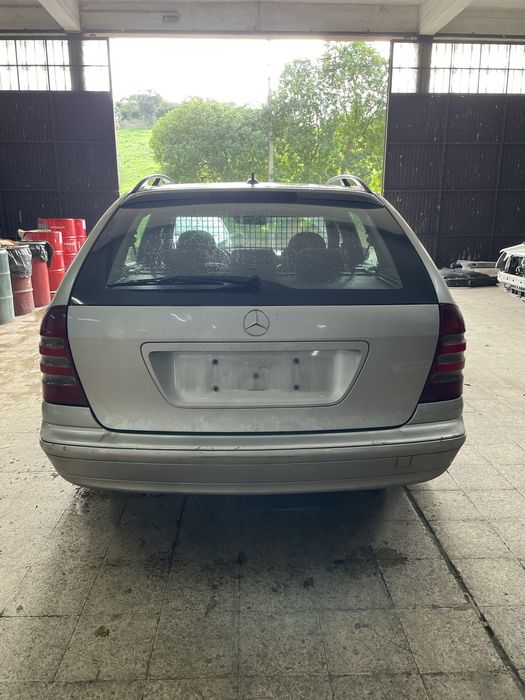 MERCEDES-BENZ C220 CDI W203 p/ Peças