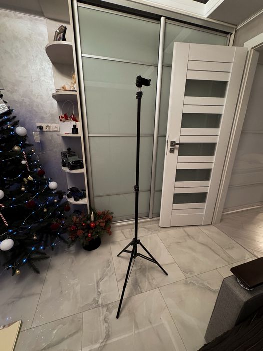 Штатив + кільцева лампа