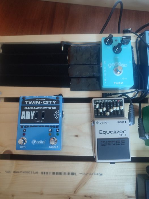 Pedais guitarra e Fontes Alimentação