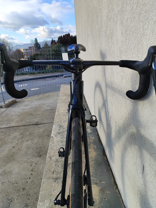 Bicicleta estrada Focus