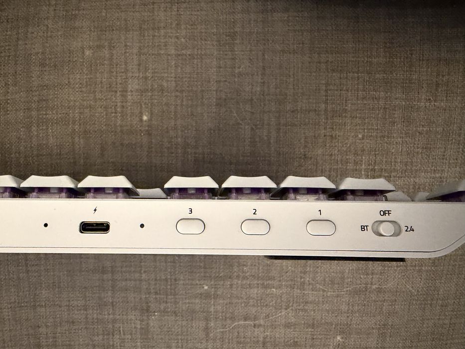 Razer Deathstalker v2 Pro Clicky optyczne Biala