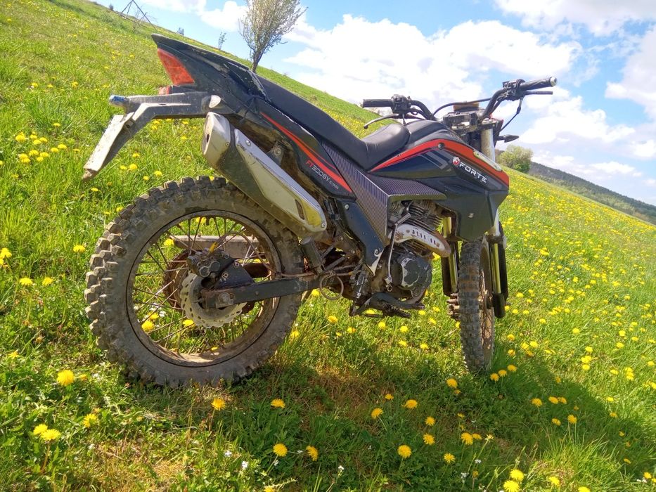 Продам мотоцикл Forte 300