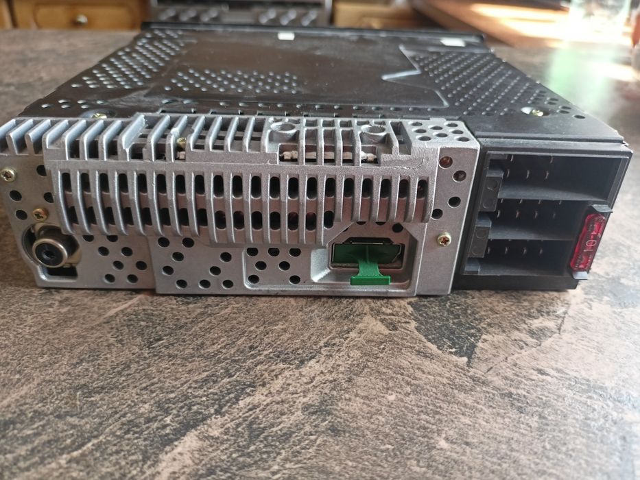 FABRYCZNE Radio Mercedes Benz A klasa stan idealny !