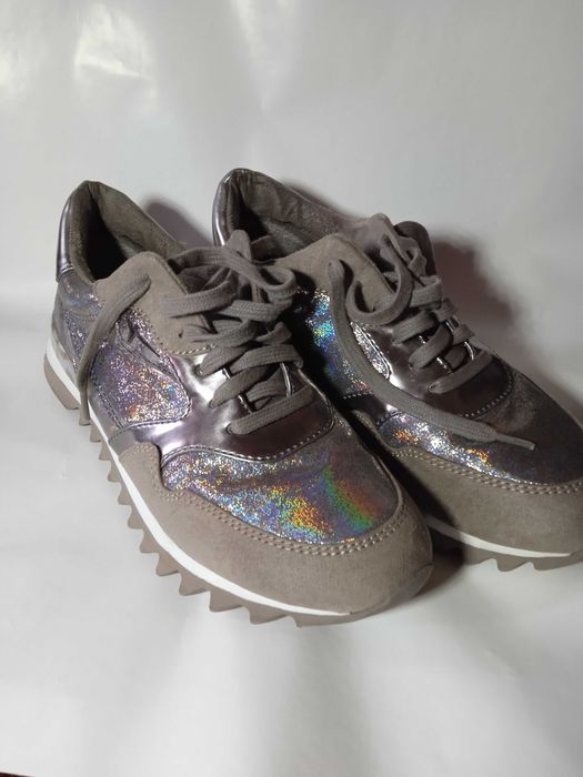 Кросівки tamaris