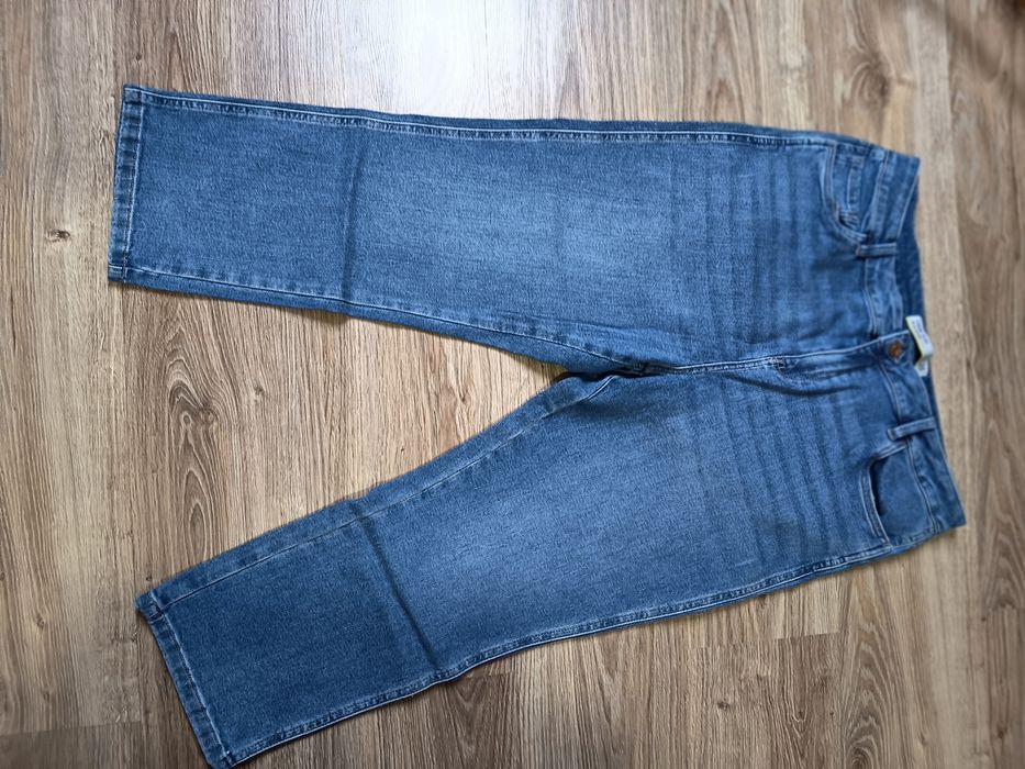 Spodnie damskie jeansy