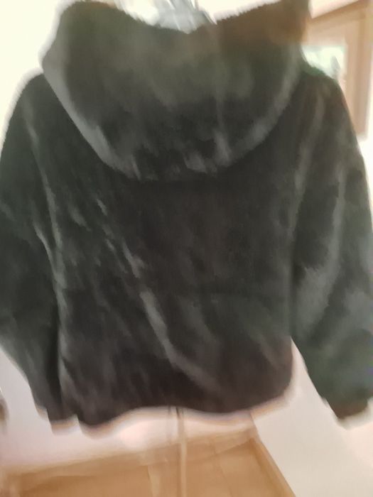 Поодам , шубку, пуховик, куртку