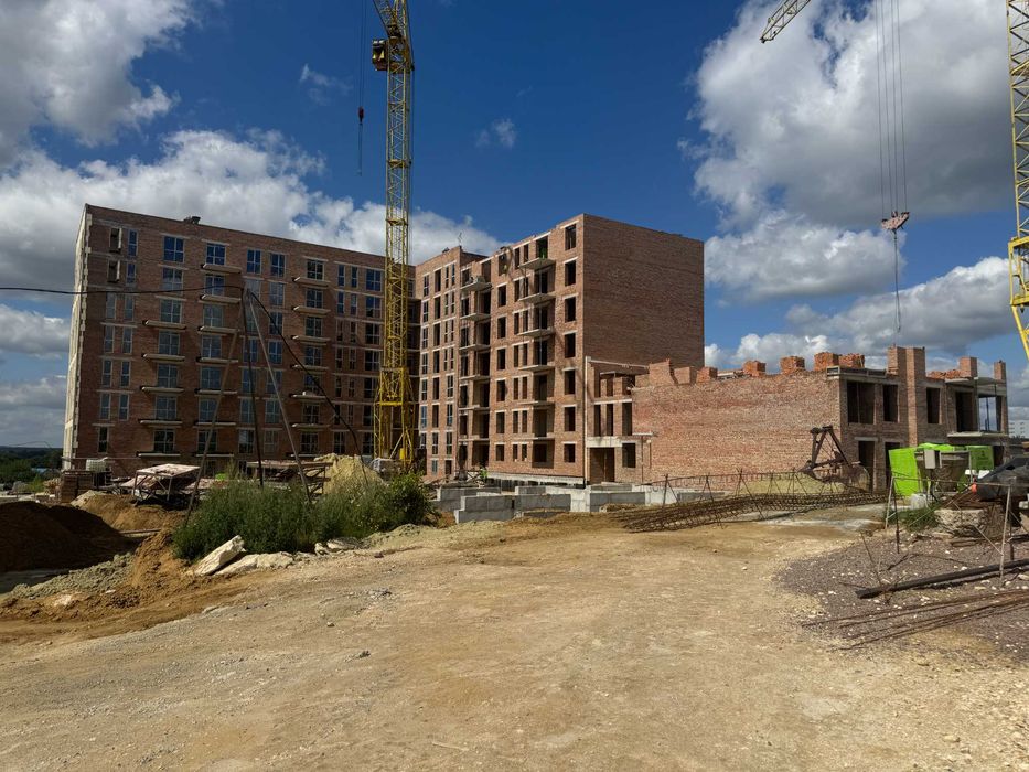 Продам 1-кімнатну квартиру 52 м2 м. Пустомити (9км.від Львова) єОселя