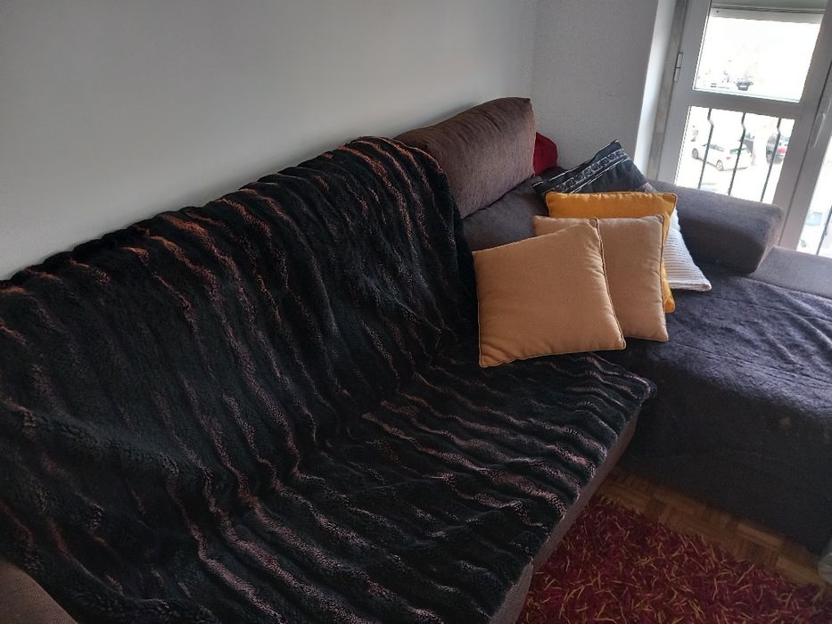 Sofa / cama com chaise long