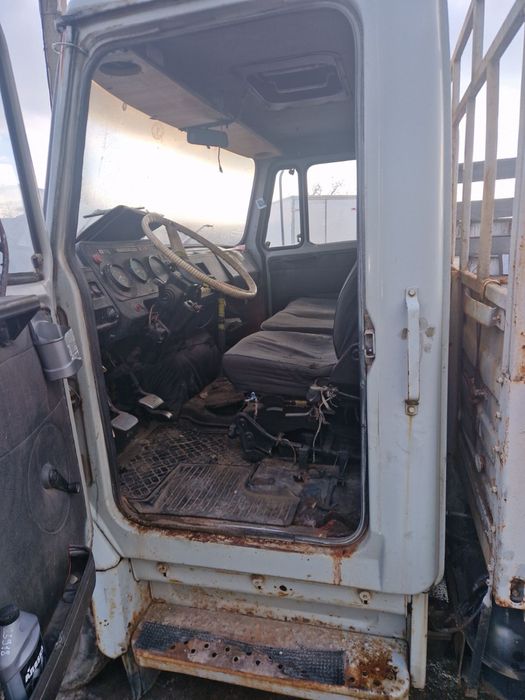 Зіл бичок по запчастинах