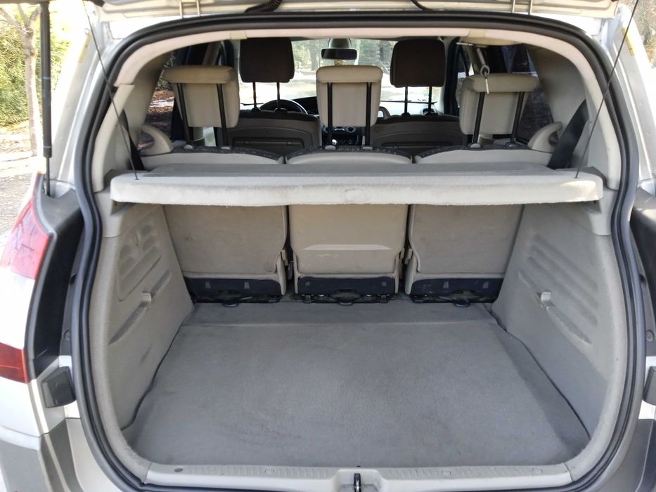 Мінівен Renault Scenic II 1.6 ГАЗ – БЕНЗИН 2005 року