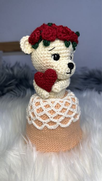 Buquê Reversível em Croché que Vira Urso com Coração