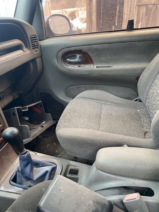 Продам по запчастинам  SsangYong Korando , 2002 року , 2,9 TDI  все в