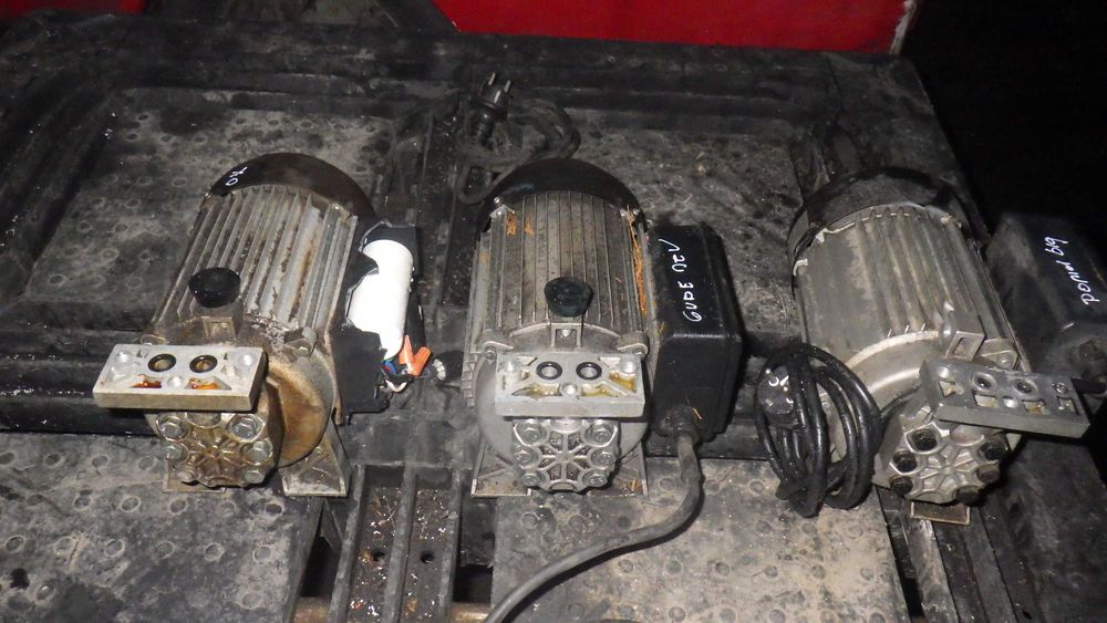 Pompa Hydrauliczna Elektryczna -Łuparka Rębak  7 ton, Oryginalna