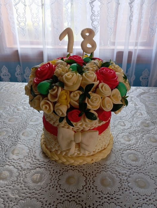 Сирні коники, косички, тортики з сиру