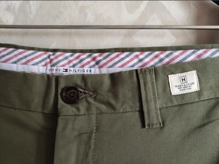 Чиносы tommy hilfiger джинсы