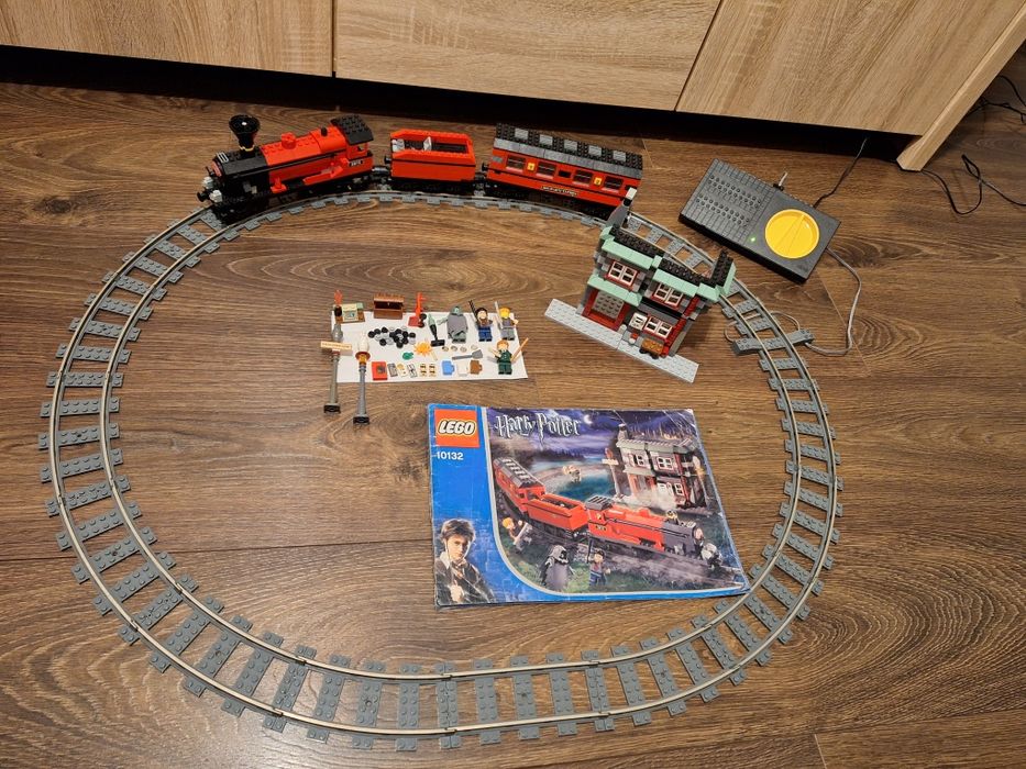 Lego 10132 Hary Potter Pociąg Kolejka 9v Stacja Unikat