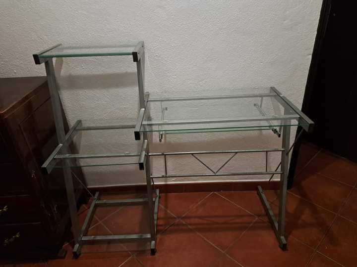 Secretaria de ferro e vidro