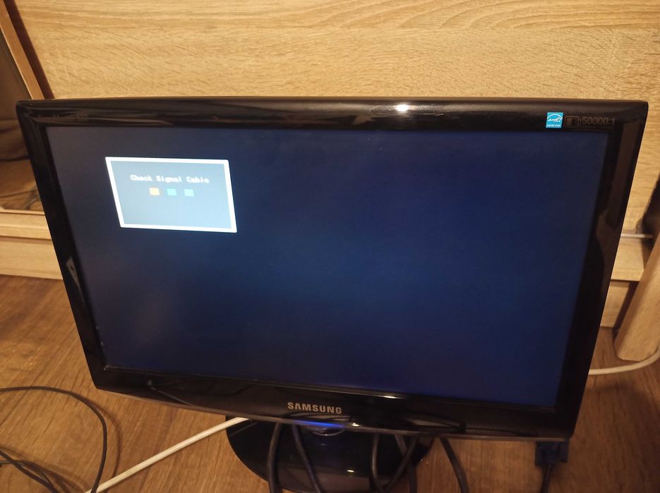 Monitor VGA Samsung 19 cali 933SN