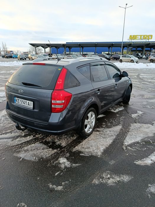 Продам KIA CEED от владельца.