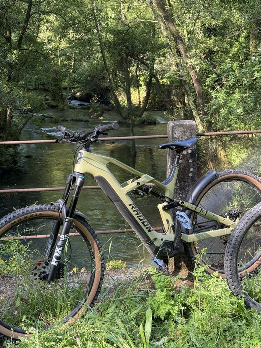 Enduro Fox 170mm Carbono Radon Deft 8 29’ -85nM 750W 170mm
