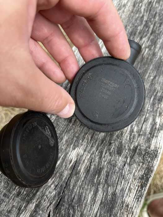 Клапан вентиляции картера Audi Seat Skoda Volkswagen