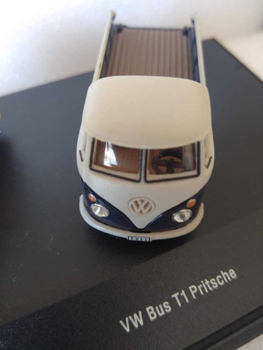 Expositor com Miniaturas da Volkswagen Vários Modelos.