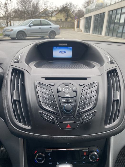 Ford C-max 2015год. ГИБРИД.