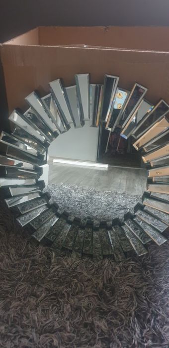 Piękne lustro Glamour