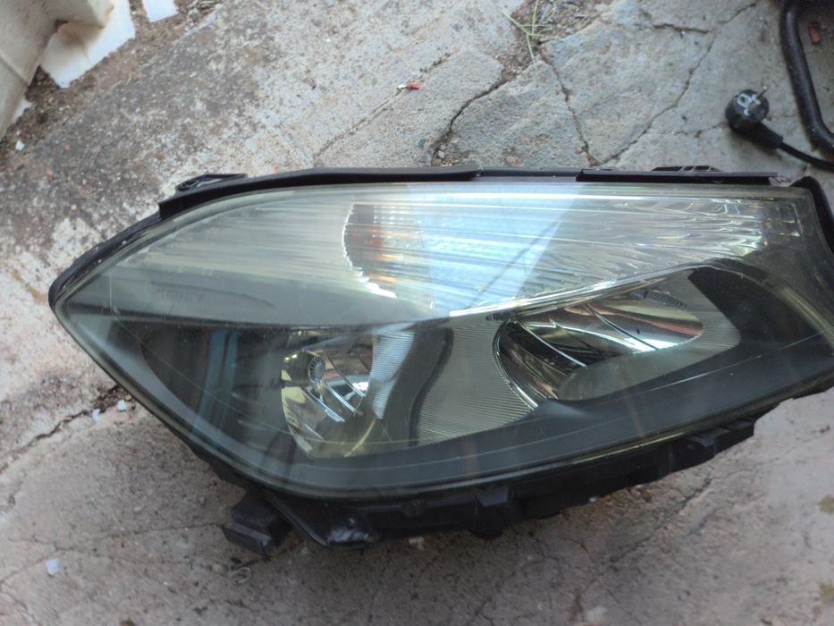 Farol drt Mercedes