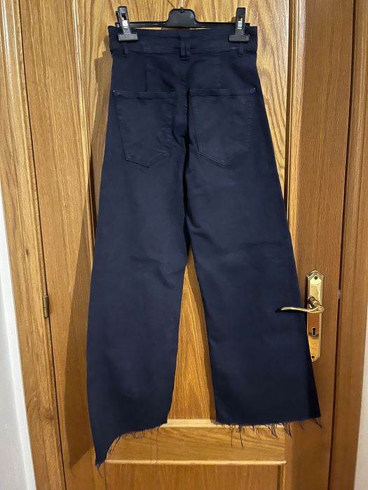 CalcalsAzuis e pretas