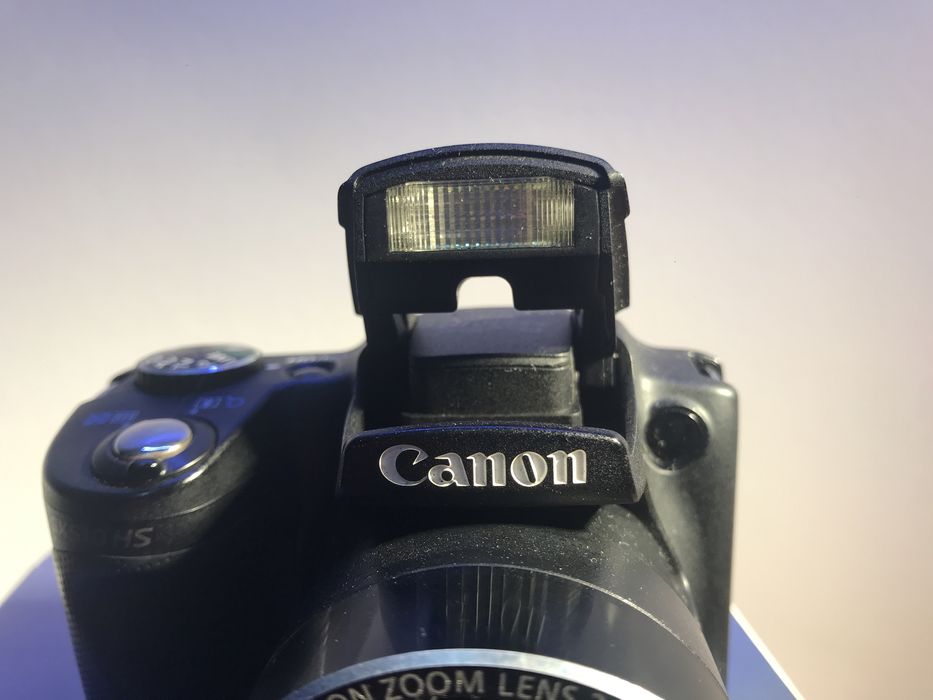 Canon SX510HS Bridge Camera with WiFi and 30x Optical Zoom (Like New)64409384309249123