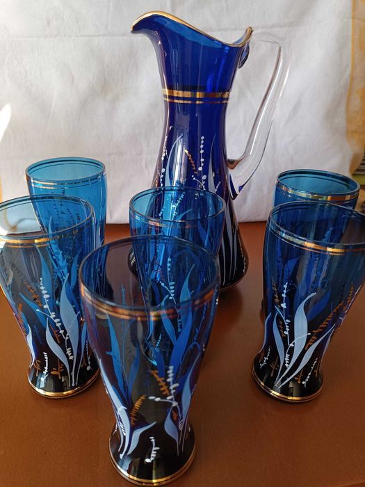 Conjunto completo (jarro + 6 copos)