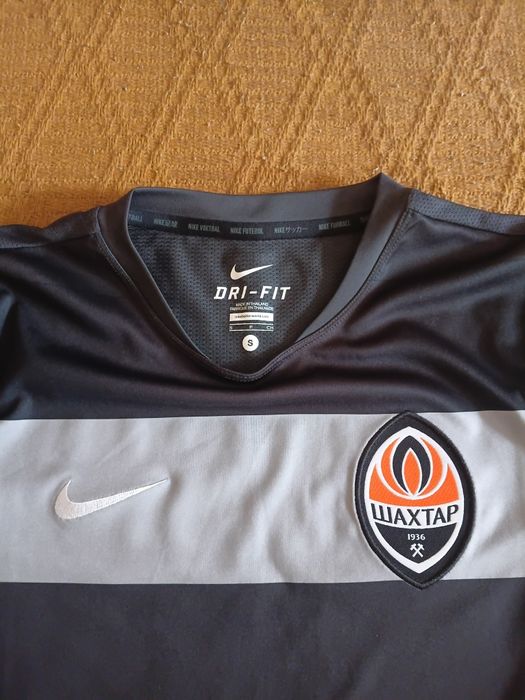 Фудболка  Nike оригінал, нова. Для фанів шахтаря