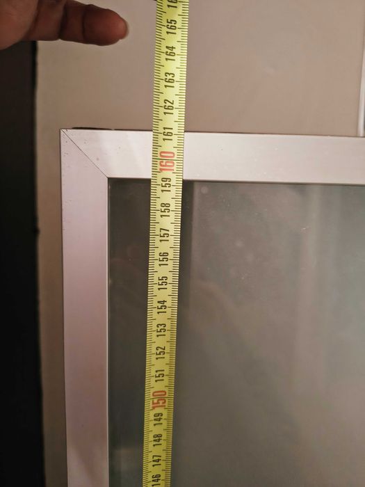 Witryna słupek przeszklona