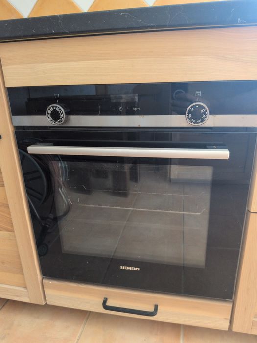Forno Siemens HB574AER0/15
