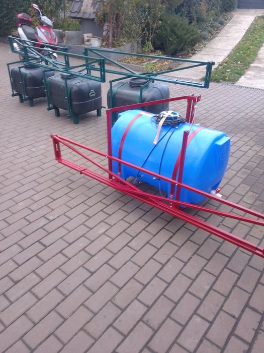 Оприскувач для обробки саду та города