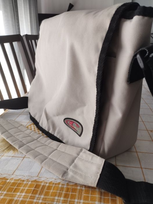 Mochila tiracolo O'neil
