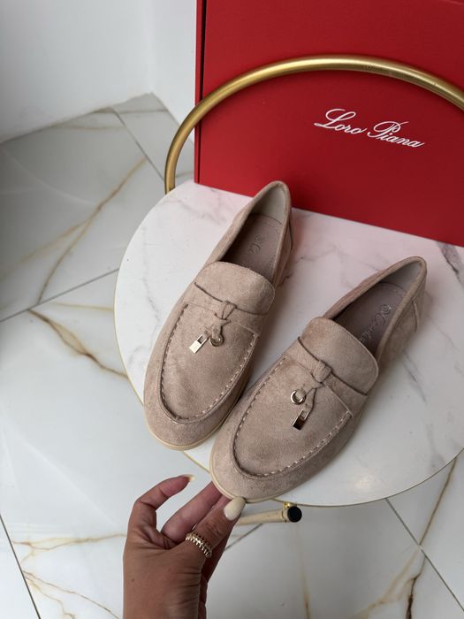 Loro Piana lux в наявності, фото вживу, розміри всі, в наявності. Є олх і накладний