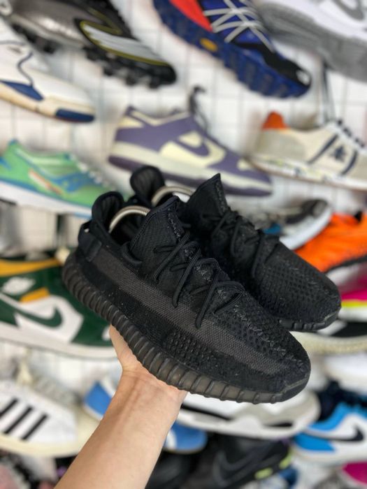 Кроссовки Adidas Yeezy Boost 350 V2 Оригинал р(43)