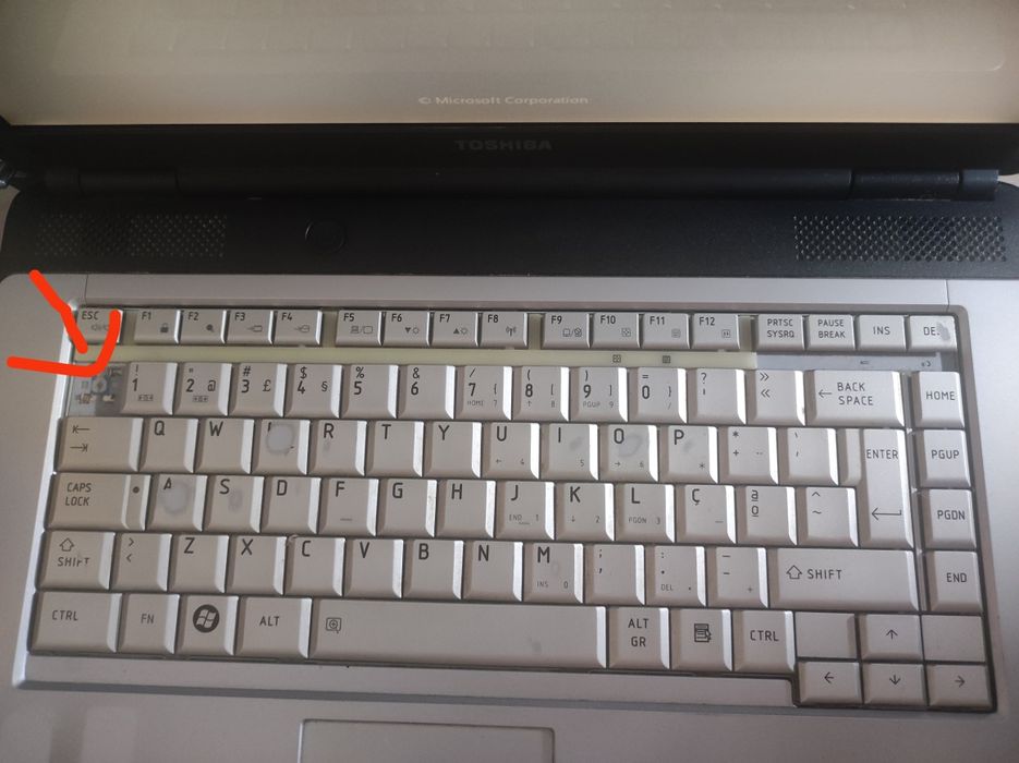 Portátil Toshiba Satellite L300 - 18G