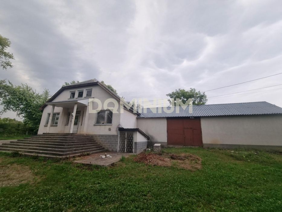 Оренда приміщення під комерцію у селі Золотарево