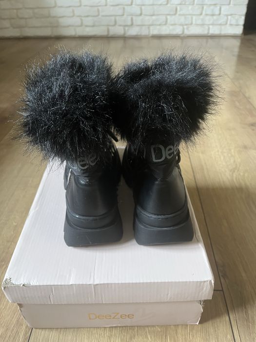 Kozaki prawie nowe DeeZee dla dziewczynki