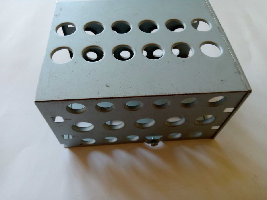 бокс для жесткого диска с салазками 3.5(14,5х11,5х8)