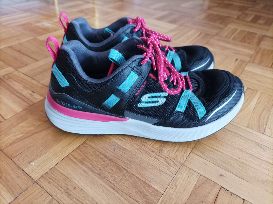 Skechers TR  Ultra Rover Creeks