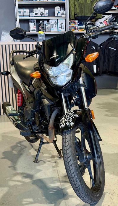 Moto Honda CB125F
