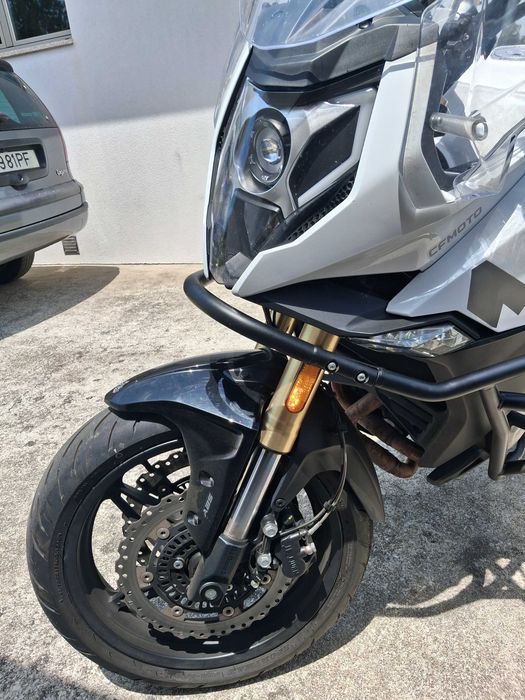 Moto CF 650 MT limitada para carta A2