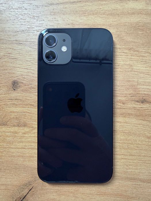 Продам iPhone 12 128гб neverlock