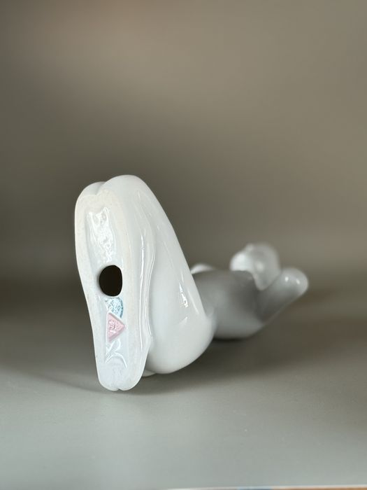 Figurka porcelanowa Zamyślona Royal Dux